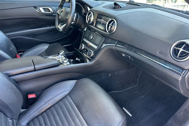Used 2019 Mercedes-Benz SL 550 image 15