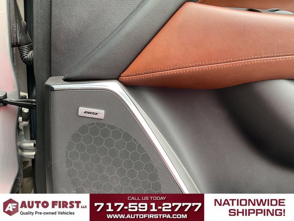 Used 2019 Cadillac Escalade ESV Premium Luxury w/ LPO, Radiant Package AWD/4WD image 23