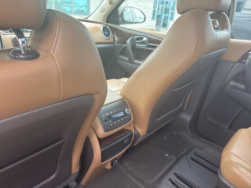 Used 2017 Buick Enclave Leather AWD/4WD image 9