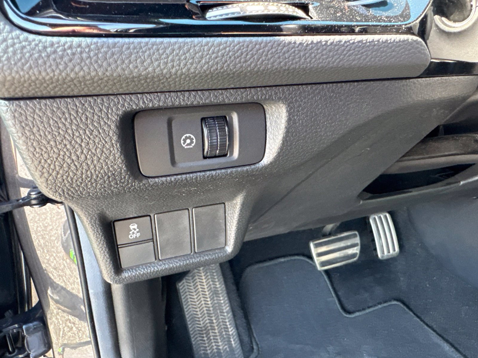 Used 2025 Honda Civic Sport image 18