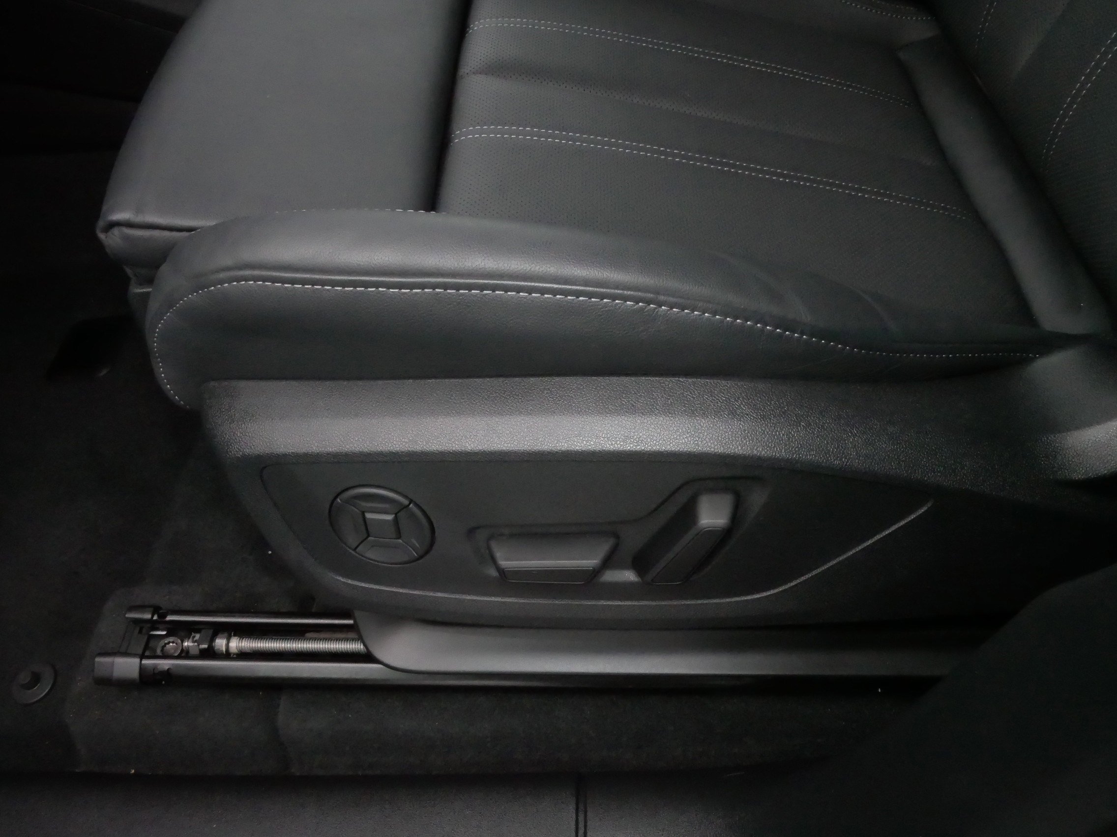 Used 2025 Audi Q6 e-tron Premium Plus w/ Premium Plus image 20