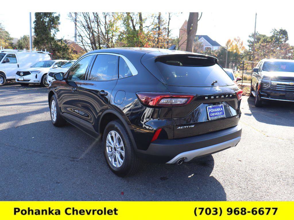 Used 2024 Ford Escape Active image 5