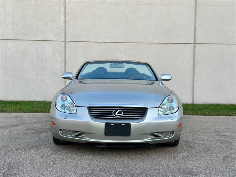 Used 2004 Lexus SC 430 Convertible RWD image 5