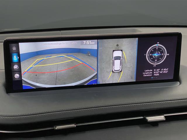 Used 2024 Genesis GV70 2.5T w/ Sport Prestige Package image 11