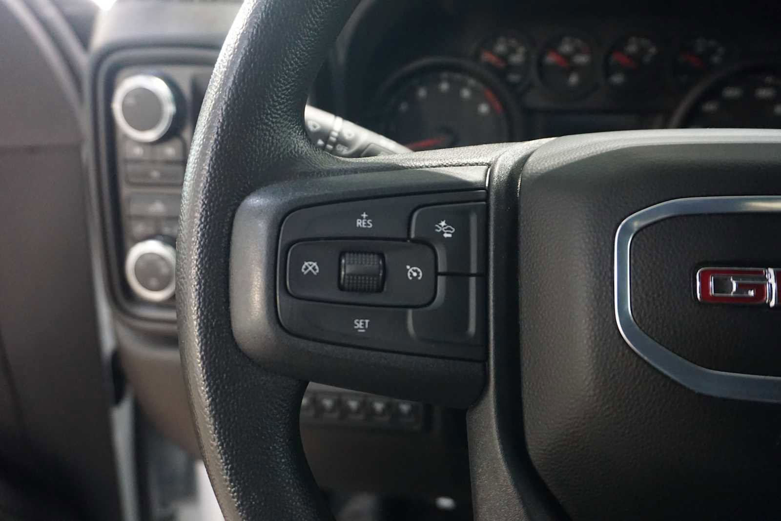 Certified 2024 GMC Sierra 2500 Pro w/ Convenience Package image 26