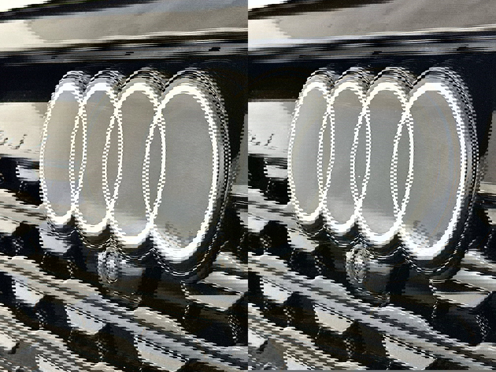 Used 2024 Audi Q8 e-tron Premium Plus w/ Premium Plus Package image 35