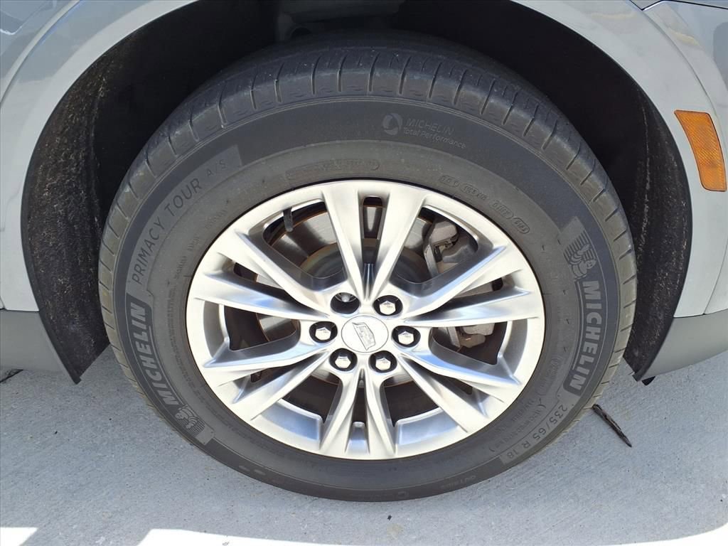 Used 2020 Cadillac XT5 Premium Luxury FWD image 7