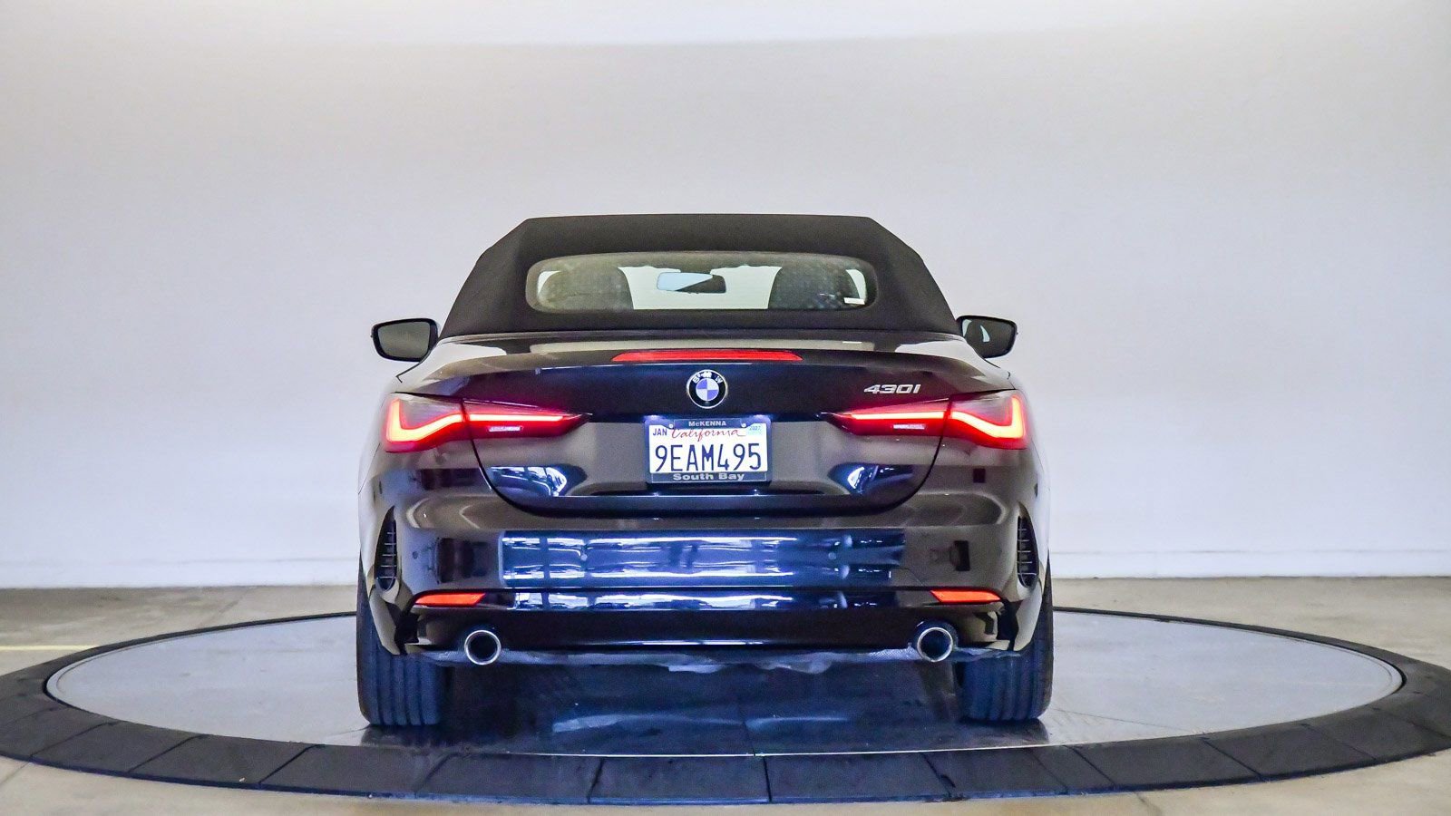 Certified 2023 BMW 430i 430i w/ Premium Package image 3