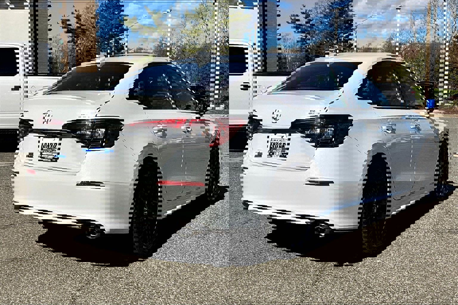 Used 2023 Honda Civic Sport image 2