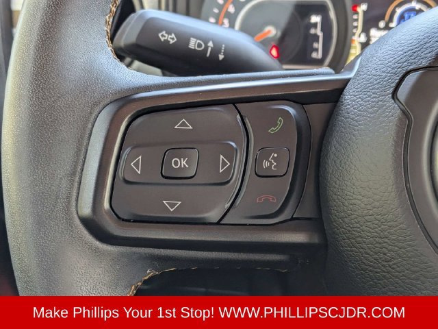 Used 2024 Jeep Wrangler Unlimited Sport AWD/4WD image 24