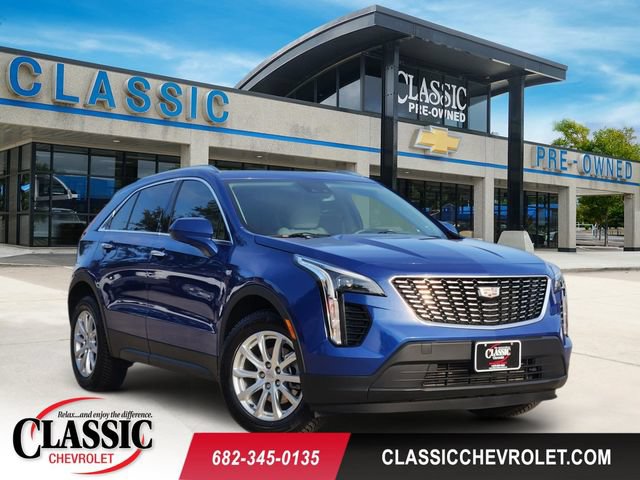 Used 2023 Cadillac XT4 Luxury w/ Cold Weather Package