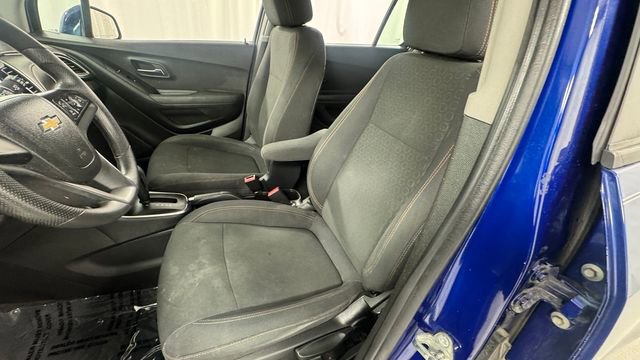 Used 2017 Chevrolet Trax LS AWD/4WD image 10