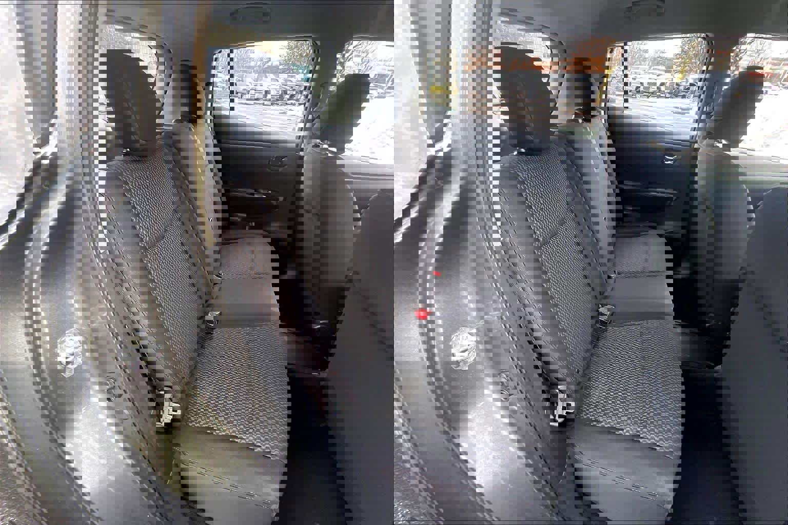 Used 2015 Nissan Leaf S w/ Charge Package image 19