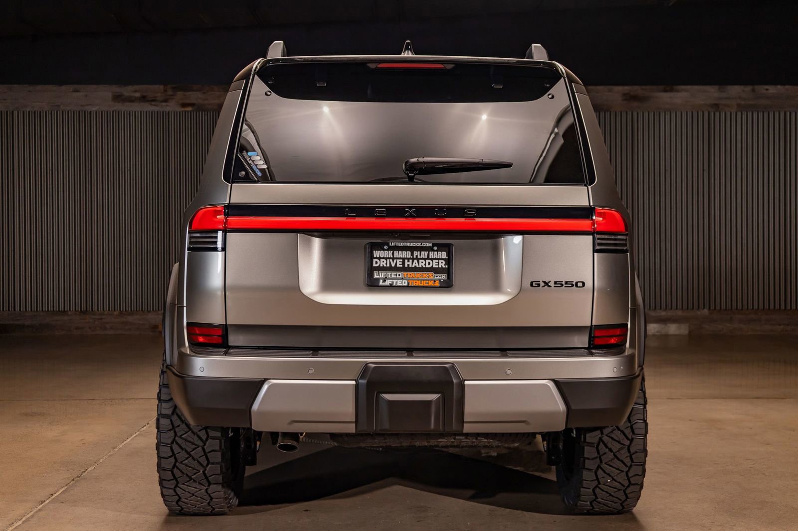 Used 2025 Lexus GX 550 image 8