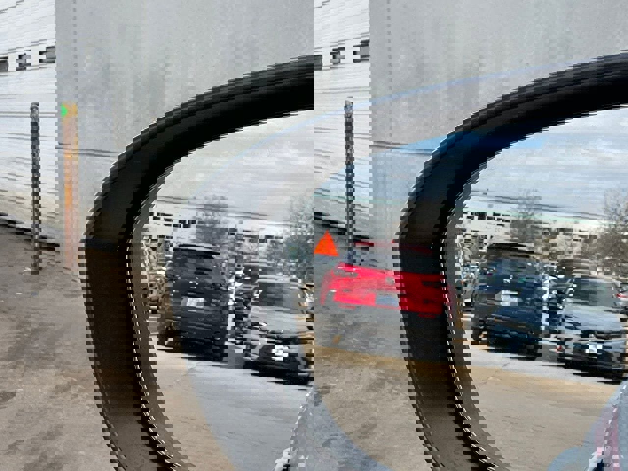 Used 2025 Nissan Rogue SV image 20