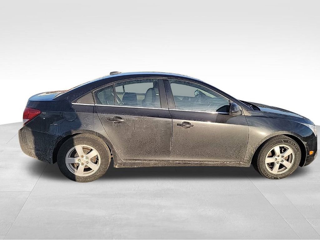 Used 2016 Chevrolet Cruze LT image 19