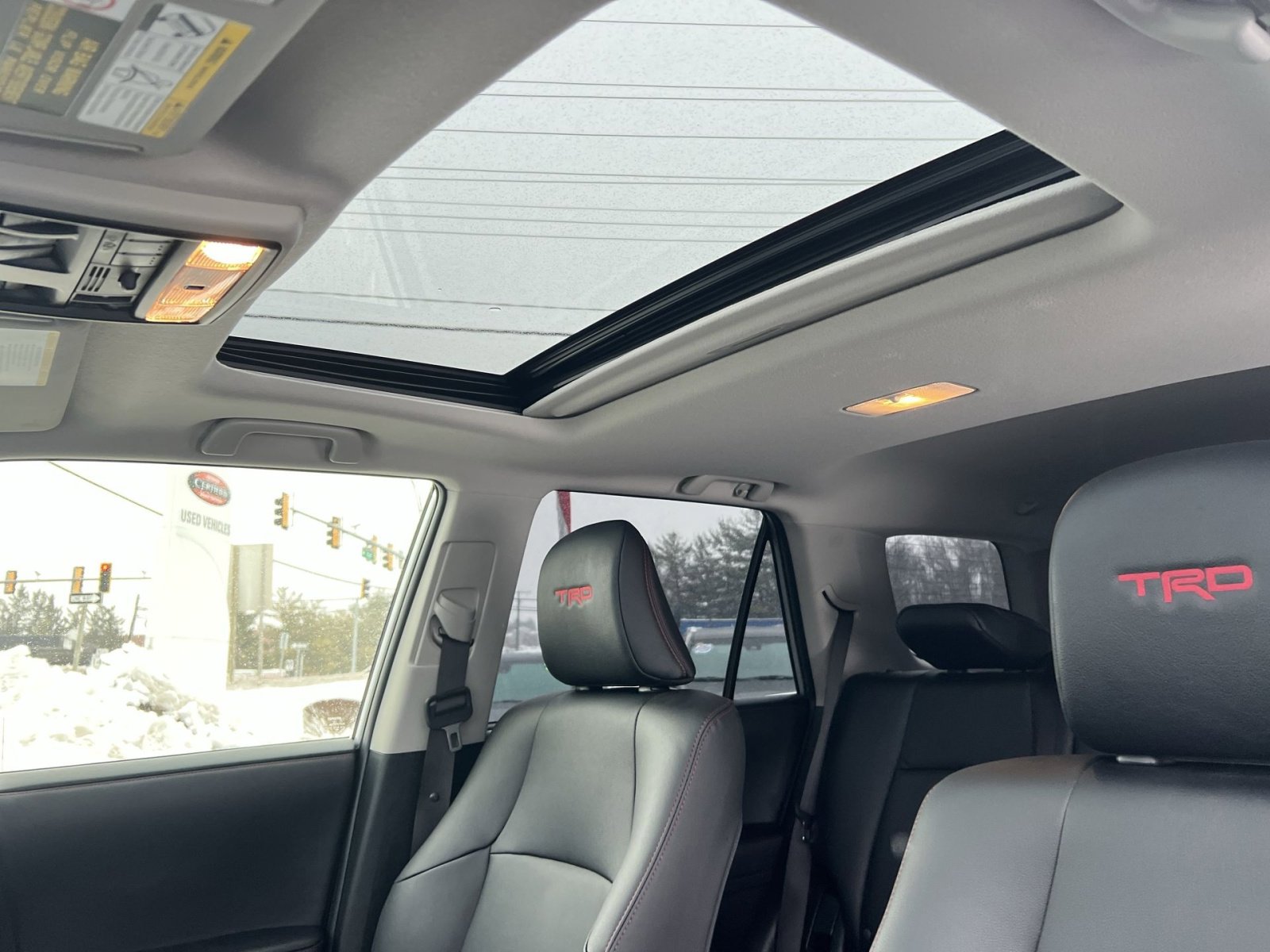 Used 2024 Toyota 4Runner TRD Off-Road Premium image 24