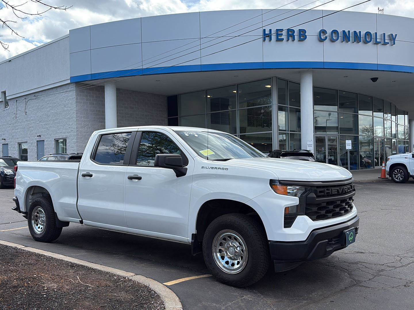 Certified 2022 Chevrolet Silverado 1500 W/T w/ WT Value Package AWD/4WD image 1