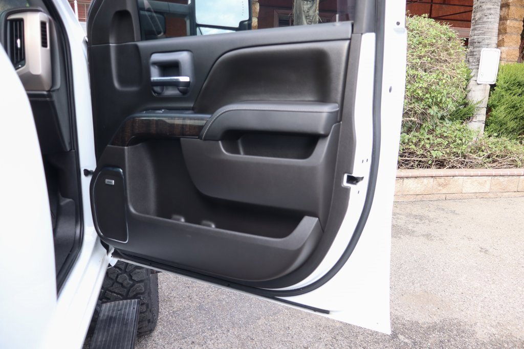 Used 2016 GMC Sierra 3500 Denali w/ Duramax Plus Package image 49