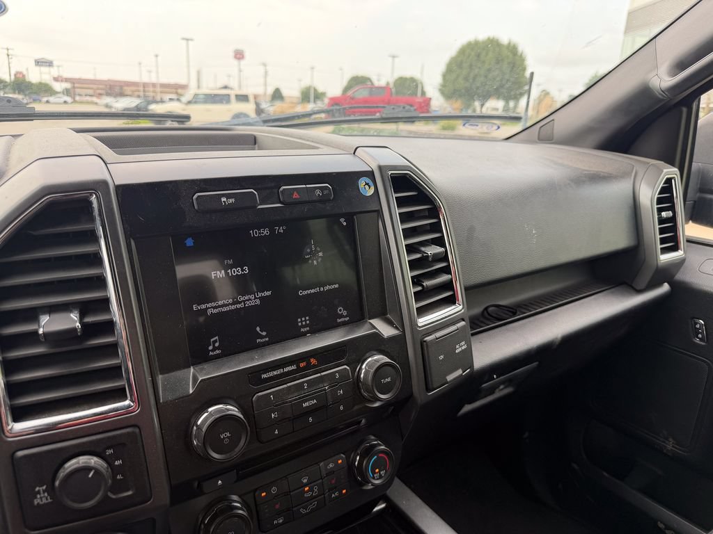 Used 2016 Ford F150 XLT w/ Equipment Group 302A Luxury AWD/4WD image 16