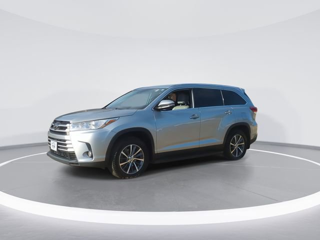 Used 2019 Toyota Highlander XLE image 4