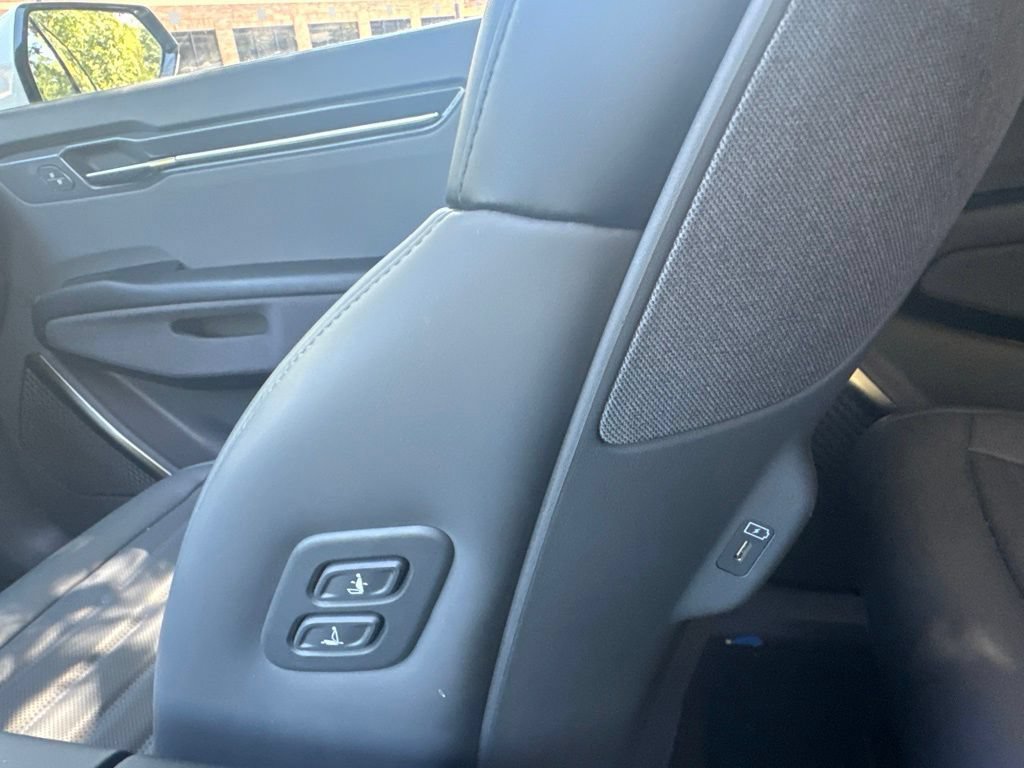 Used 2024 Kia EV9 Land AWD/4WD image 30