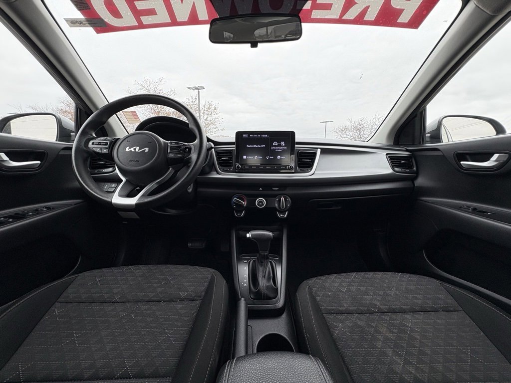 Used 2022 Kia Rio S image 29