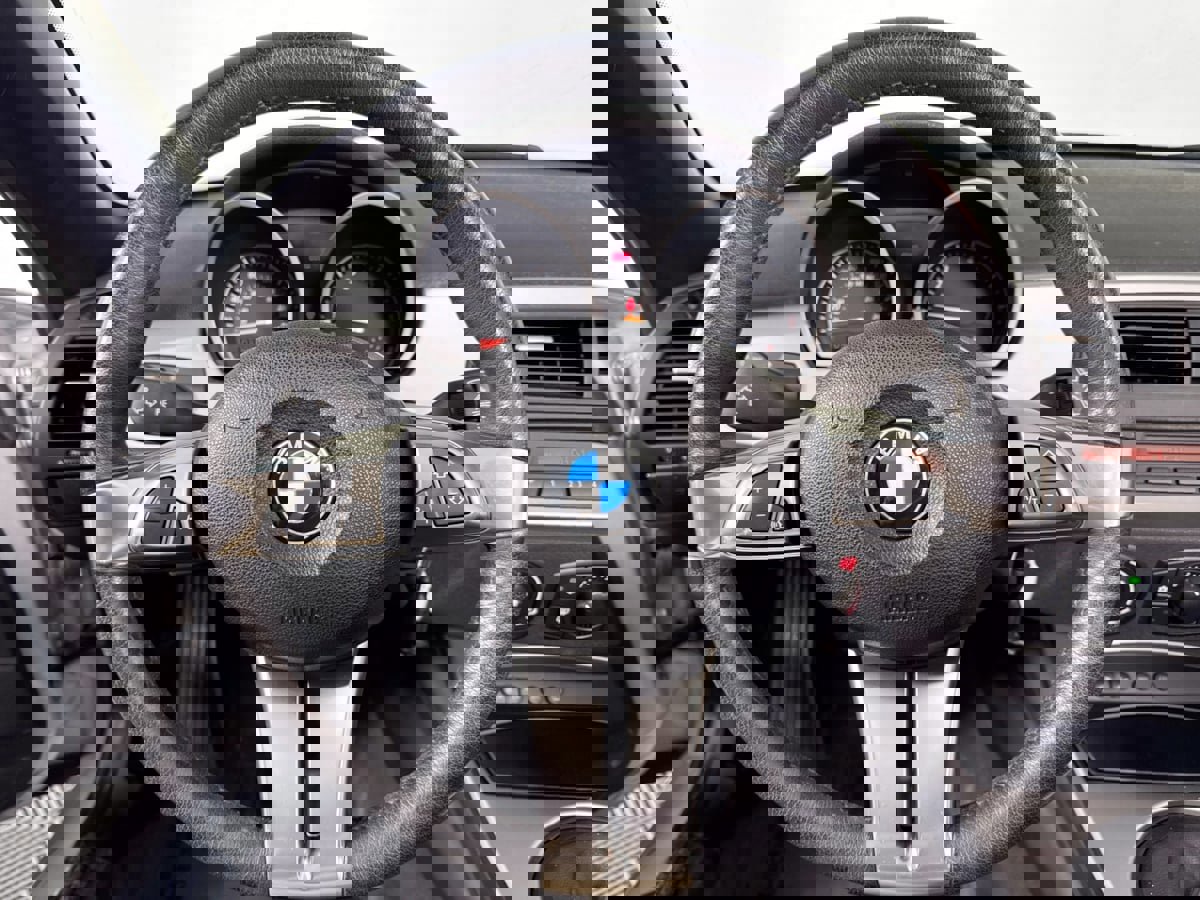 Used 2007 BMW Z4 3.0i image 12