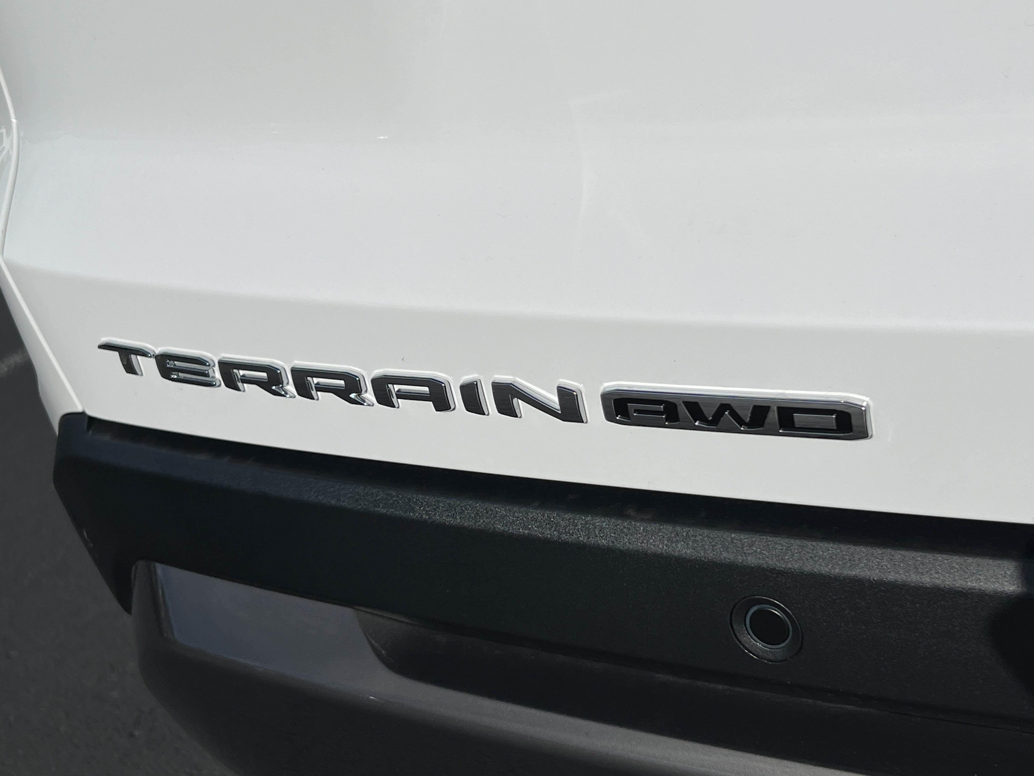 New 2027 GMC Terrain Elevation w/ Elevation Premium Package AWD/4WD image 9