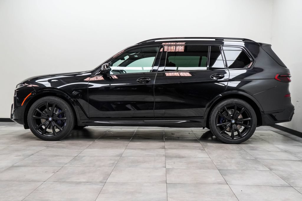 Used 2023 BMW X7 xDrive40i w/ M Sport Package AWD/4WD image 10