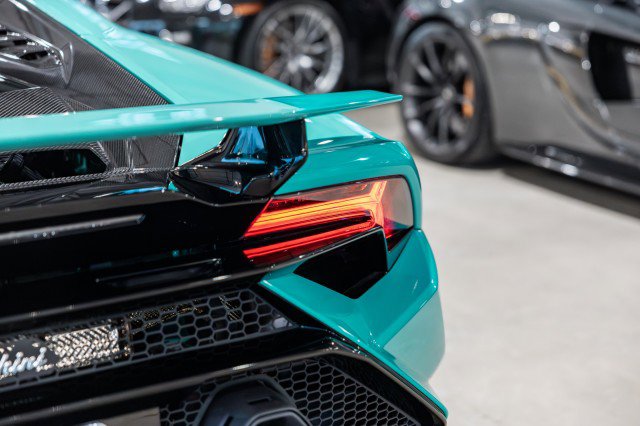Used 2024 Lamborghini Huracan Tecnica image 46