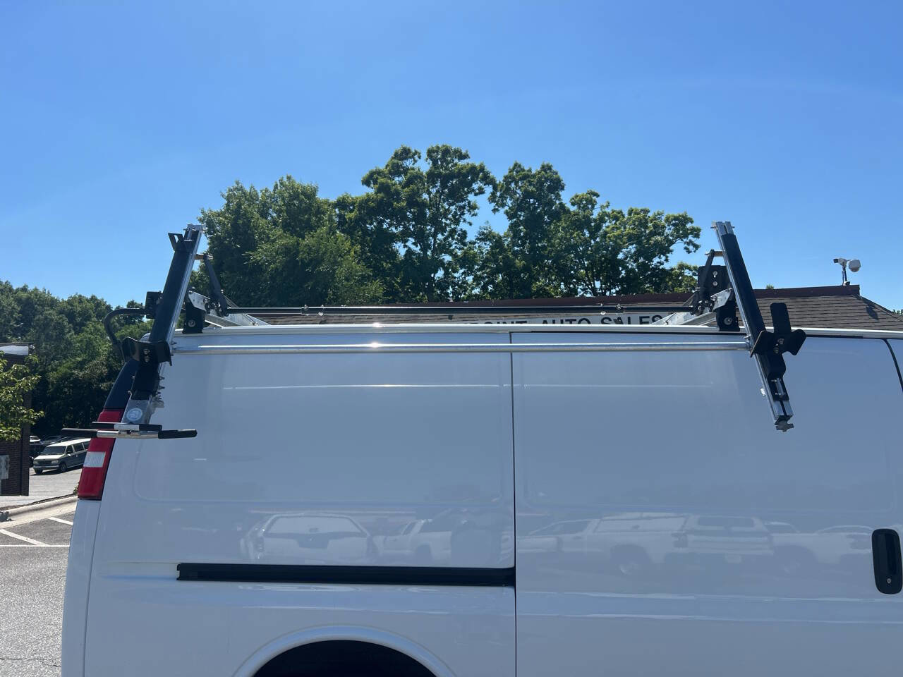 Used 2020 Chevrolet Express 2500 w/ Safety Package RWD image 27
