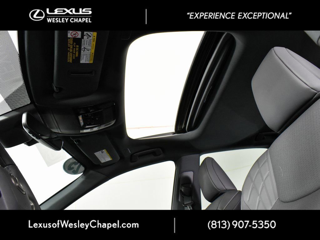 Used 2025 Lexus RX 350 Premium image 38