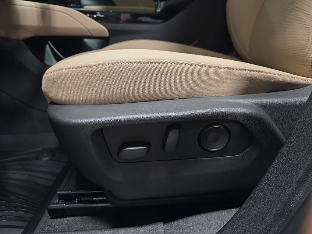 New 2026 Buick Envision Preferred image 32