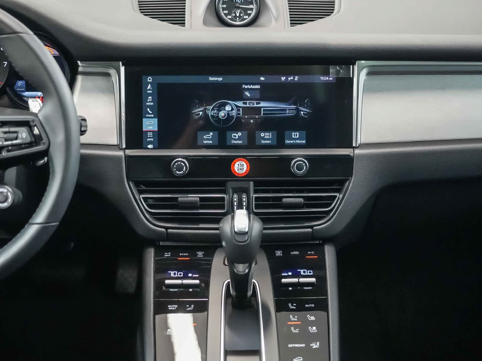 Certified 2026 Porsche Macan AWD/4WD image 14