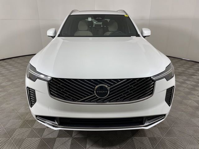 New 2025 Volvo XC90 T8 Core w/ Protection Package Premier AWD/4WD image 3