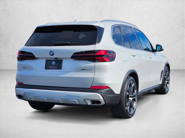 New 2026 BMW X5 xDrive50e w/ Premium Package image 2