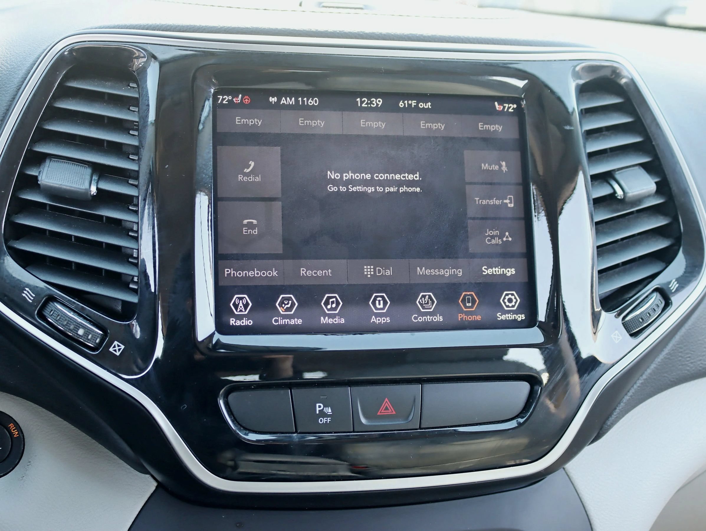 Used 2019 Jeep Cherokee Limited AWD/4WD image 24