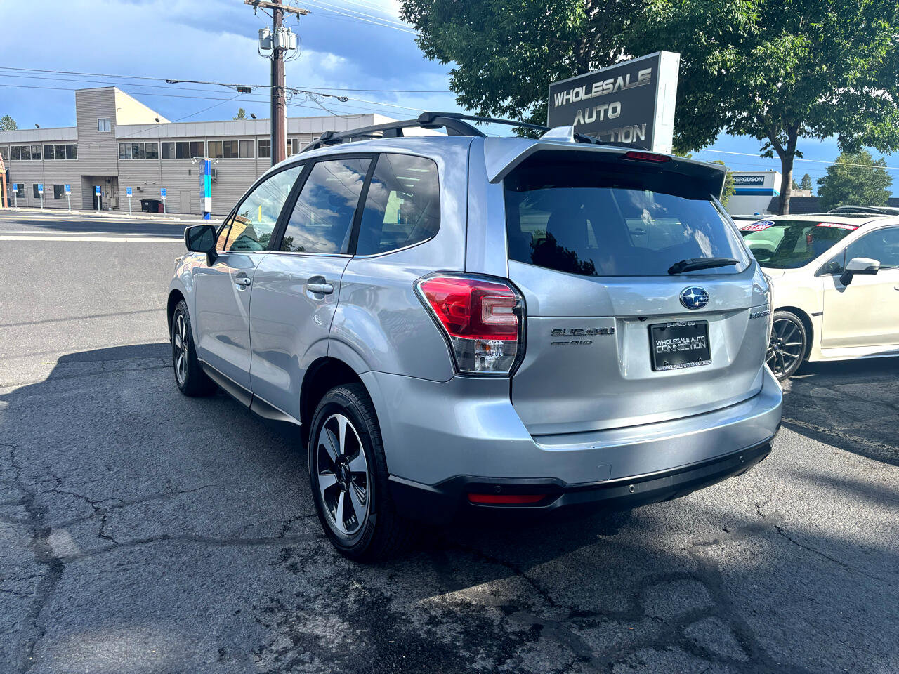 Used 2018 Subaru Forester 2.5i Limited image 3