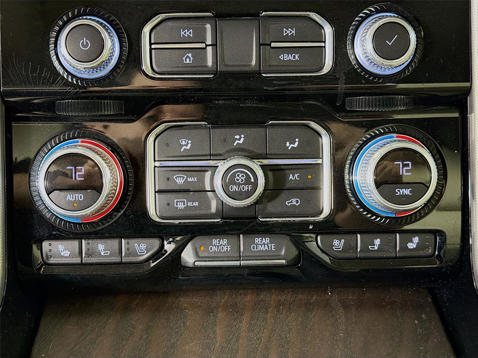 Used 2021 GMC Yukon Denali w/ Denali Ultimate Package image 18