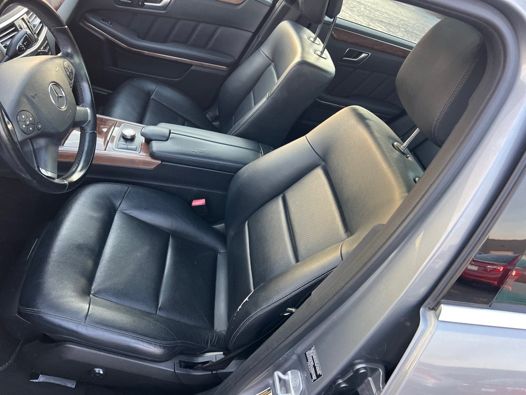 Used 2013 Mercedes-Benz E 350 4MATIC Sedan image 12