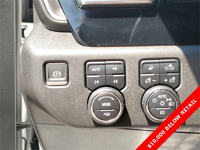 Used 2024 Chevrolet Silverado 1500 High Country image 23