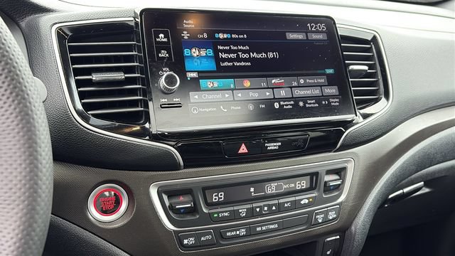 Used 2025 Honda Ridgeline TrailSport image 17