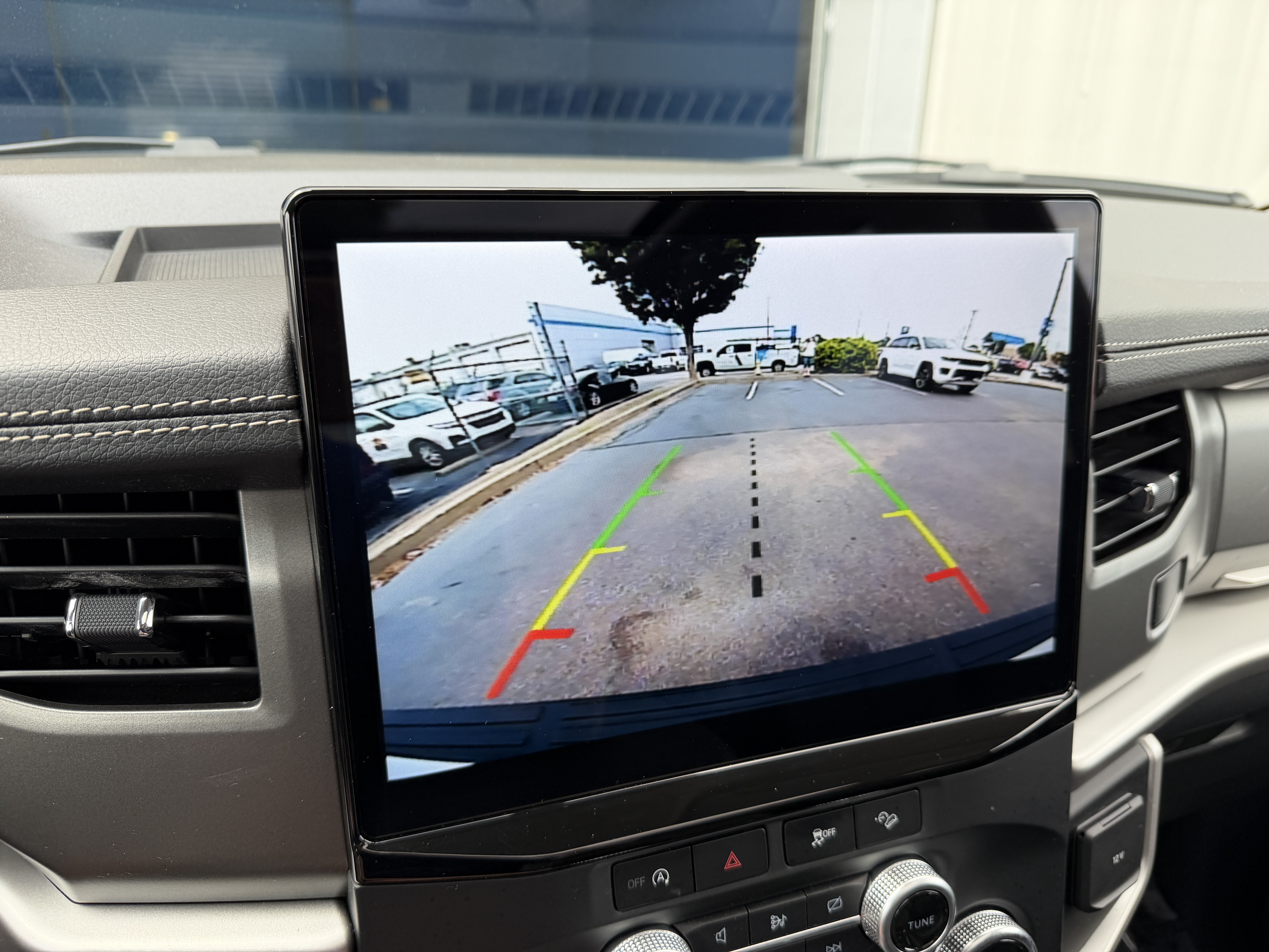 Used 2024 Ford Expedition Max XLT AWD/4WD image 21