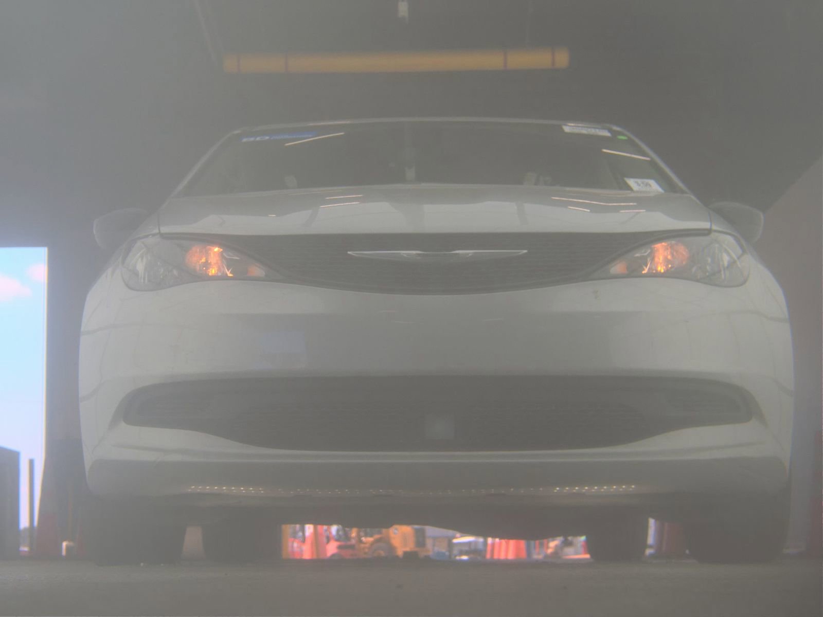 Used 2024 Chrysler Voyager LX image 4