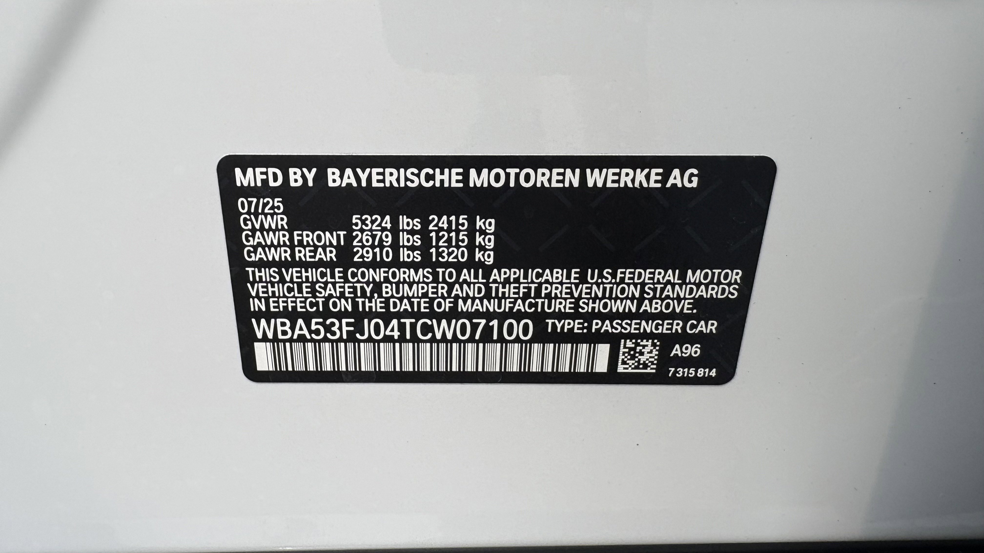 Used 2026 BMW 530i xDrive w/ M Sport Package image 32