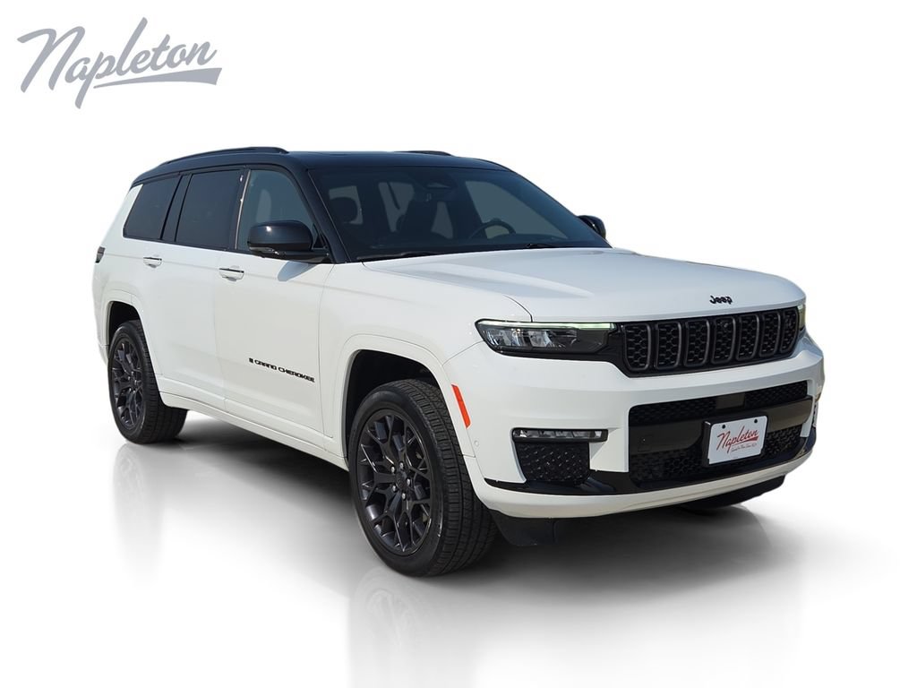 Used 2023 Jeep Grand Cherokee L Summit AWD/4WD image 8