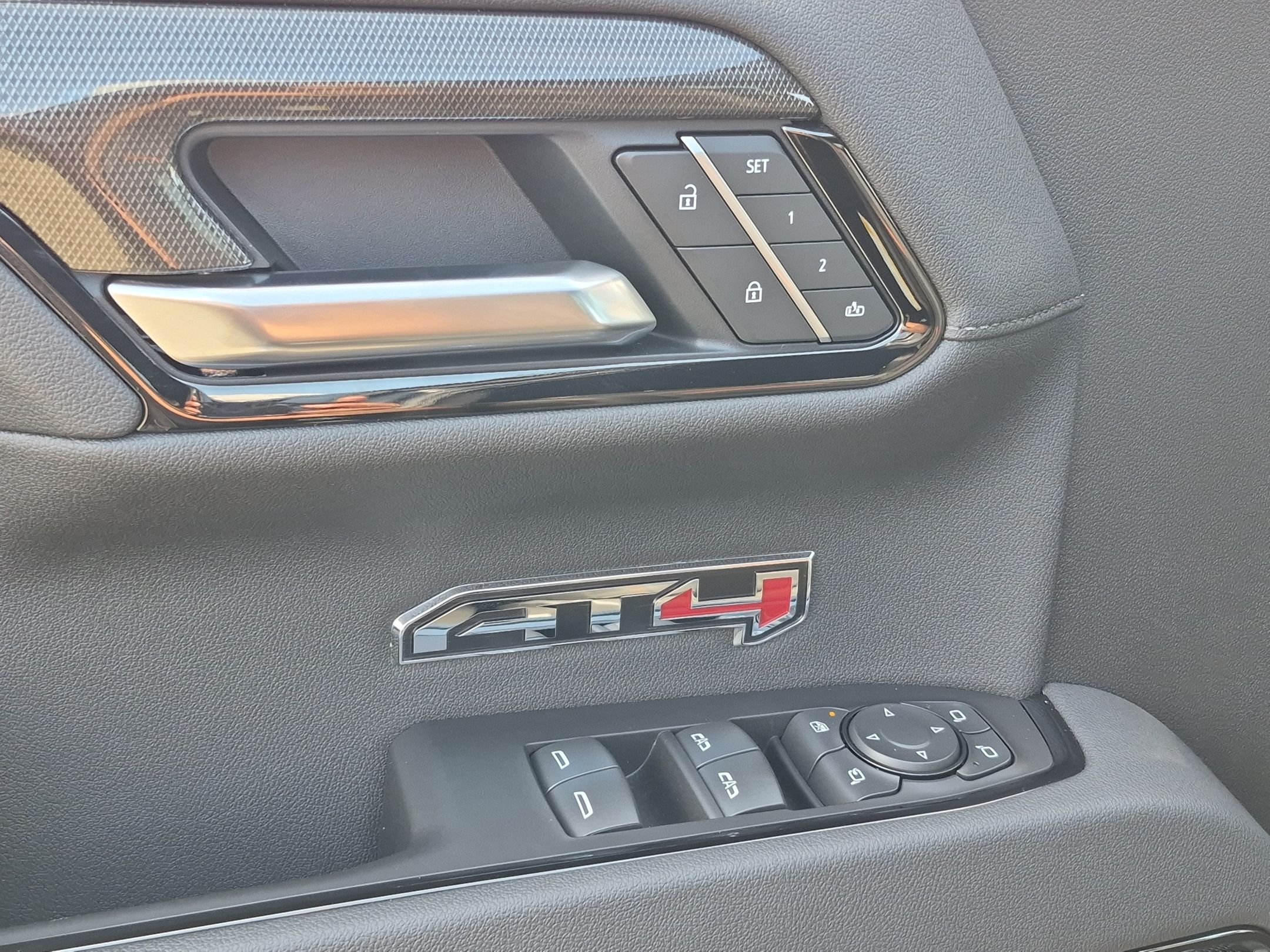 New 2026 GMC Sierra 1500 AT4 w/ AT4 Premium Package AWD/4WD image 23