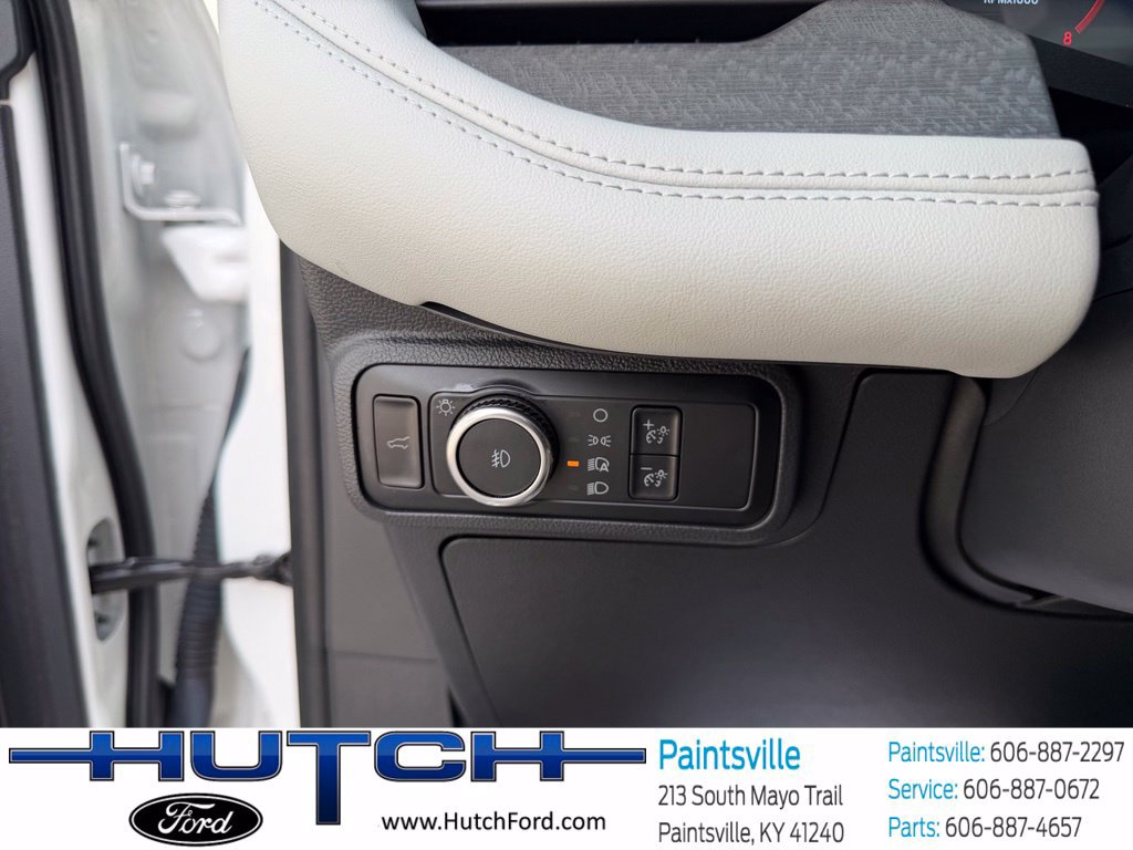 Used 2025 Ford Explorer Platinum w/ Ultimate Package AWD/4WD image 46