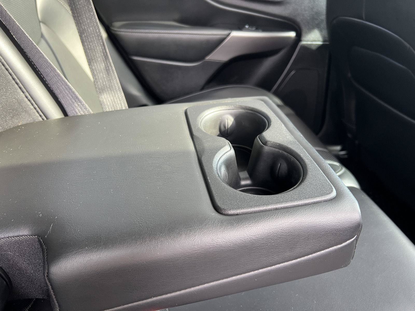 Used 2020 Jeep Cherokee Limited AWD/4WD image 16